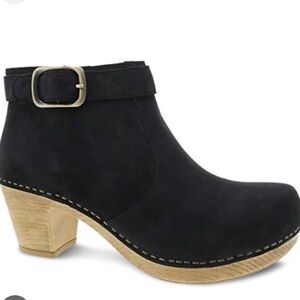 Dansko Autumn bootie 41 excellent condition